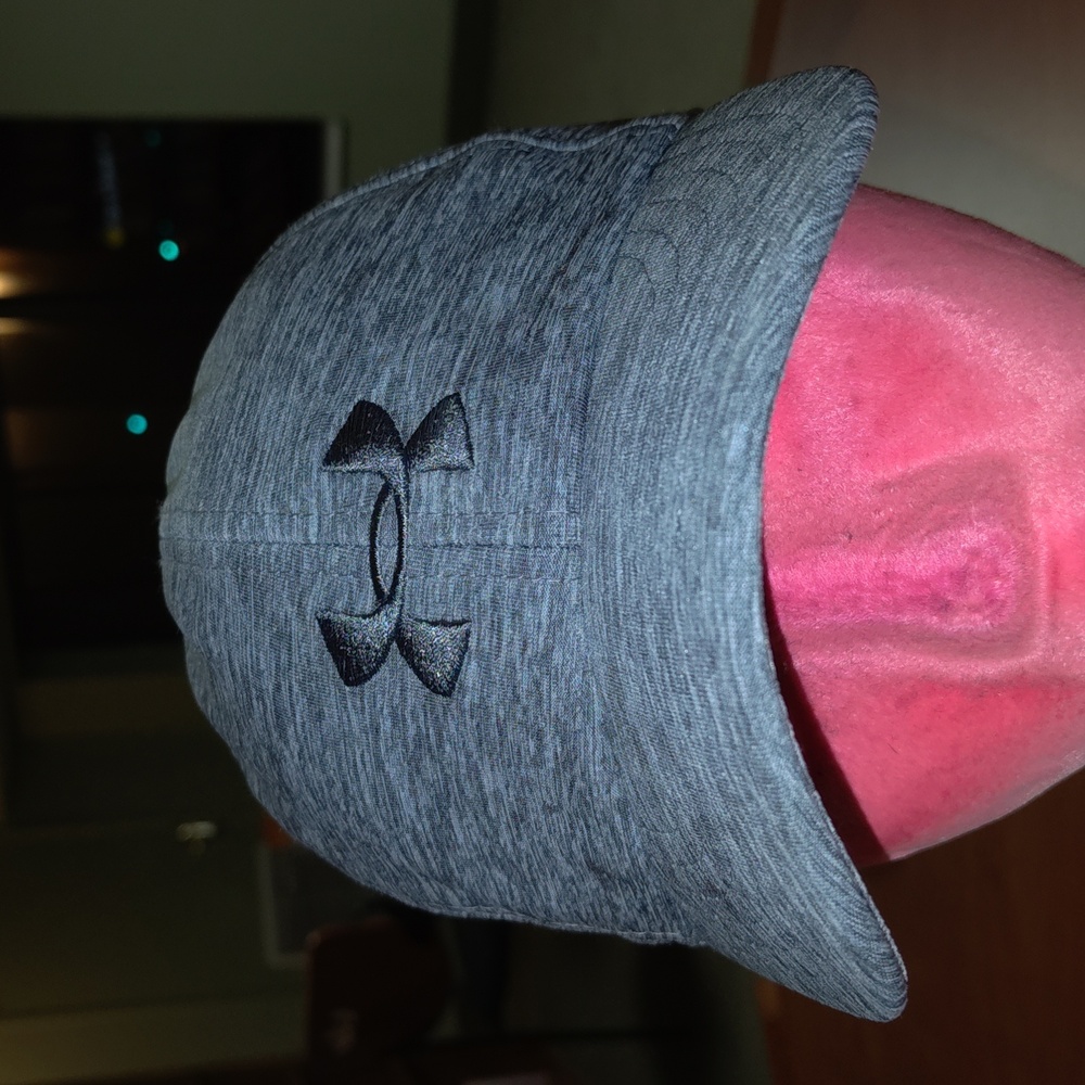 Under Armour Women's Twisted Renegade Embroidered Strapback Hat Cap